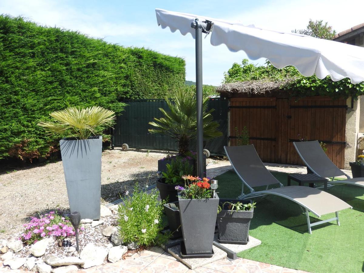 Appartement Mansarde Et Climatise 50 M2 Pompignan  外观 照片